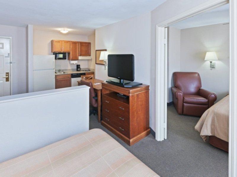 Candlewood Suites Dallas Market Center-Love Field By Ihg Exterior foto